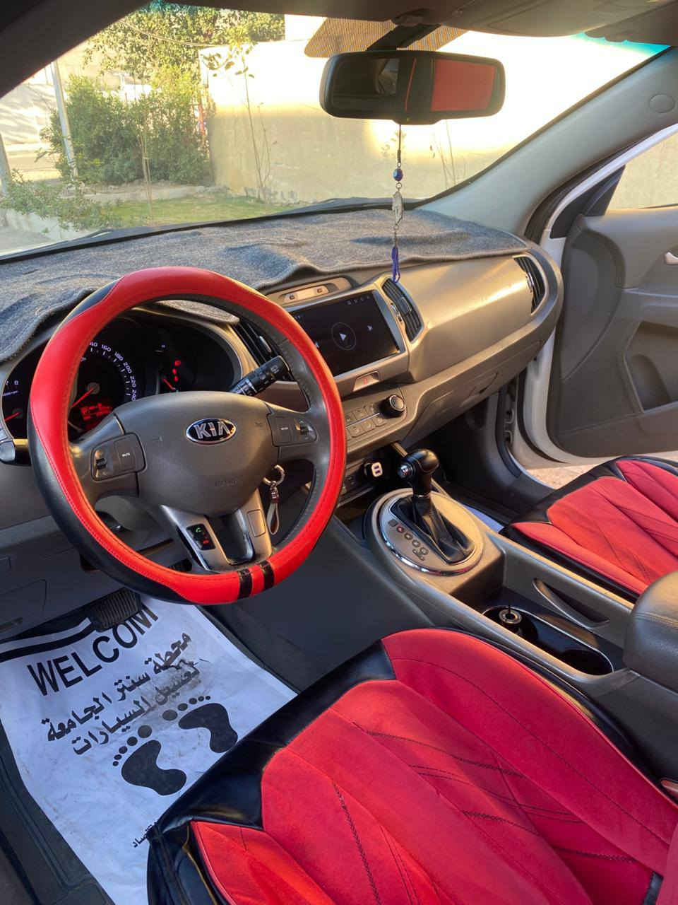 السلام عليكم كيا سبورتج خليجي موديل 2015 محرك 2400 السياره ماشيه 78 الف مثل ما موضح بالصوره كلين تايتل ما بيها اي قطعه صبغ والسياره جاهزه من كل النواحي مابيها اي مشكله السعر 160 وبيها مجال ***********
