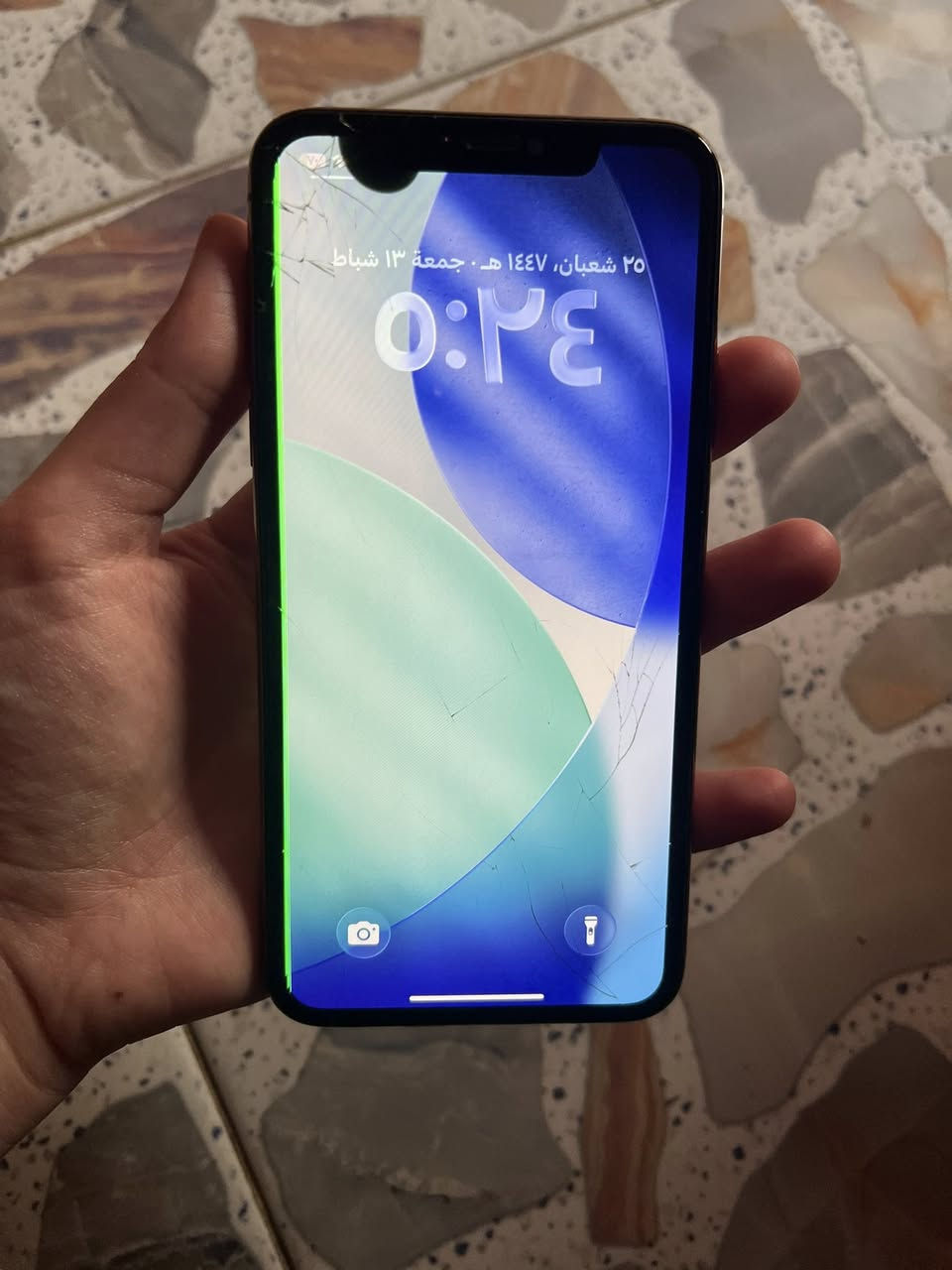 سلام عليكم
ايفون 11pro max
ذاكرة 64
تك شريحة 
بطارية بلادية 78
شاشة مبدله نوعية جيدة
بي فطور بالشاشة وخط ونقطه سودة
مثل مواضح بالصور بس ممأثر على أي شي
فيس آي متوقف 
محدث آخر تحديث 
غير ذني جهاز نظيف فول 
السعر 225 ألف وبي مجال 
مكاني بغداد الامين الثانية 
***********
