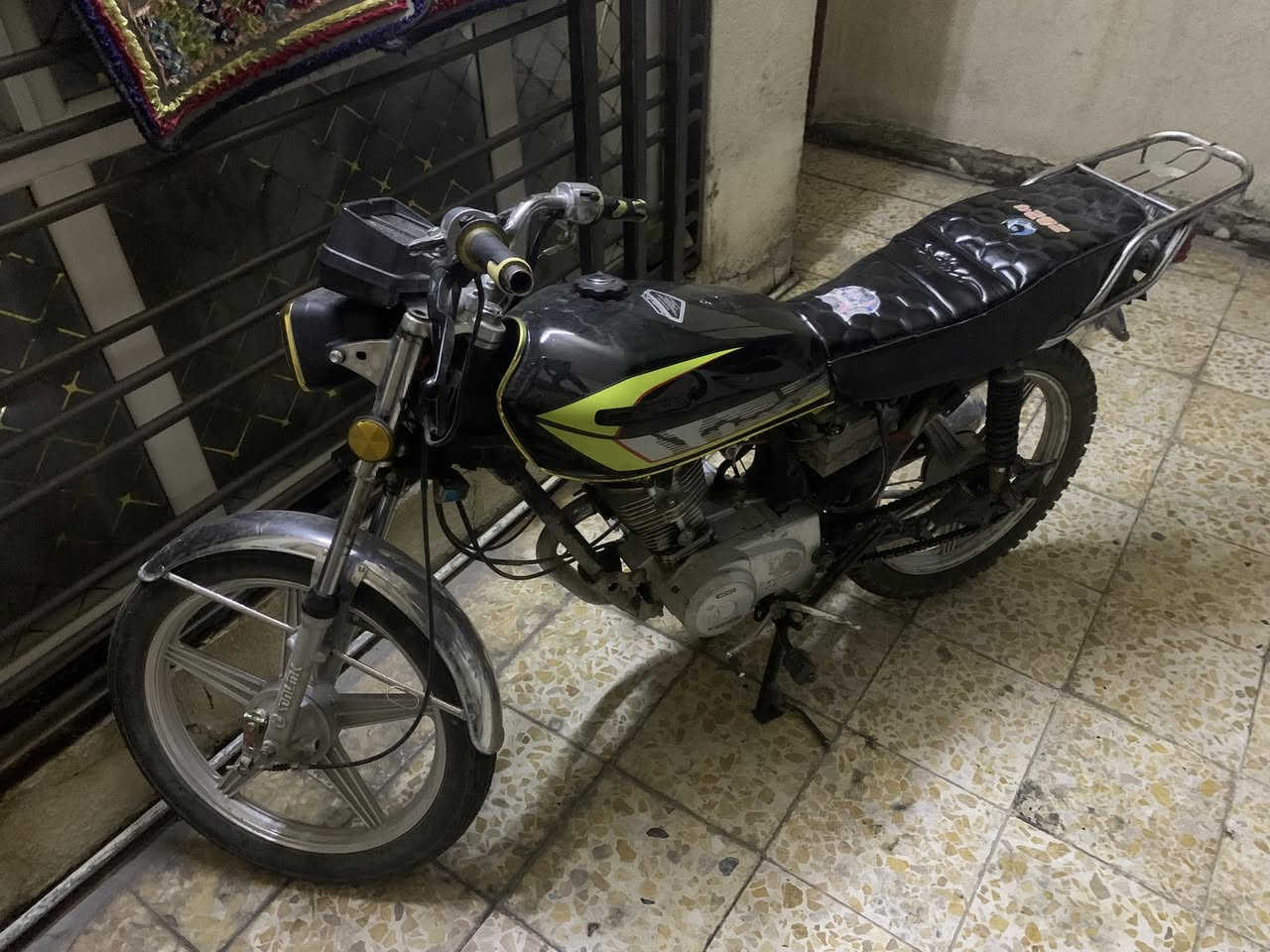بيع مستعجل. دراجه أربع كير
السعر 250الف وبيع وجال. أبيع كوم حديد
الرقم ***********
