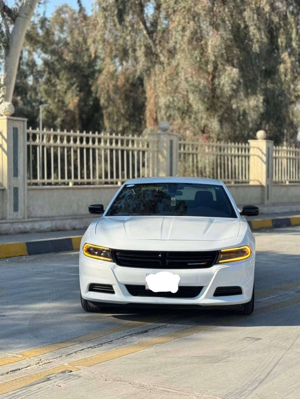 ‏السلام عليكم 
سيارة جارجر 
 للبيع اللون أبيض موديل 2023 SXT 
بصمة + تشغيل عن بعد 
السيارة وارد أمريكي 
كلين بدون ضرر 
محرك 6 سلندر 
السيارة نضيفه بشكل ما ناقصها اي شي 
سيارة مرقم شمال دهوك 
الممشى 25,000 ميل 
مكان السيارة الموصل 
السعر 280$ وبيها مجال بسيط 
للطلب والاستفسار اتصل على الرقم. 
***********.
