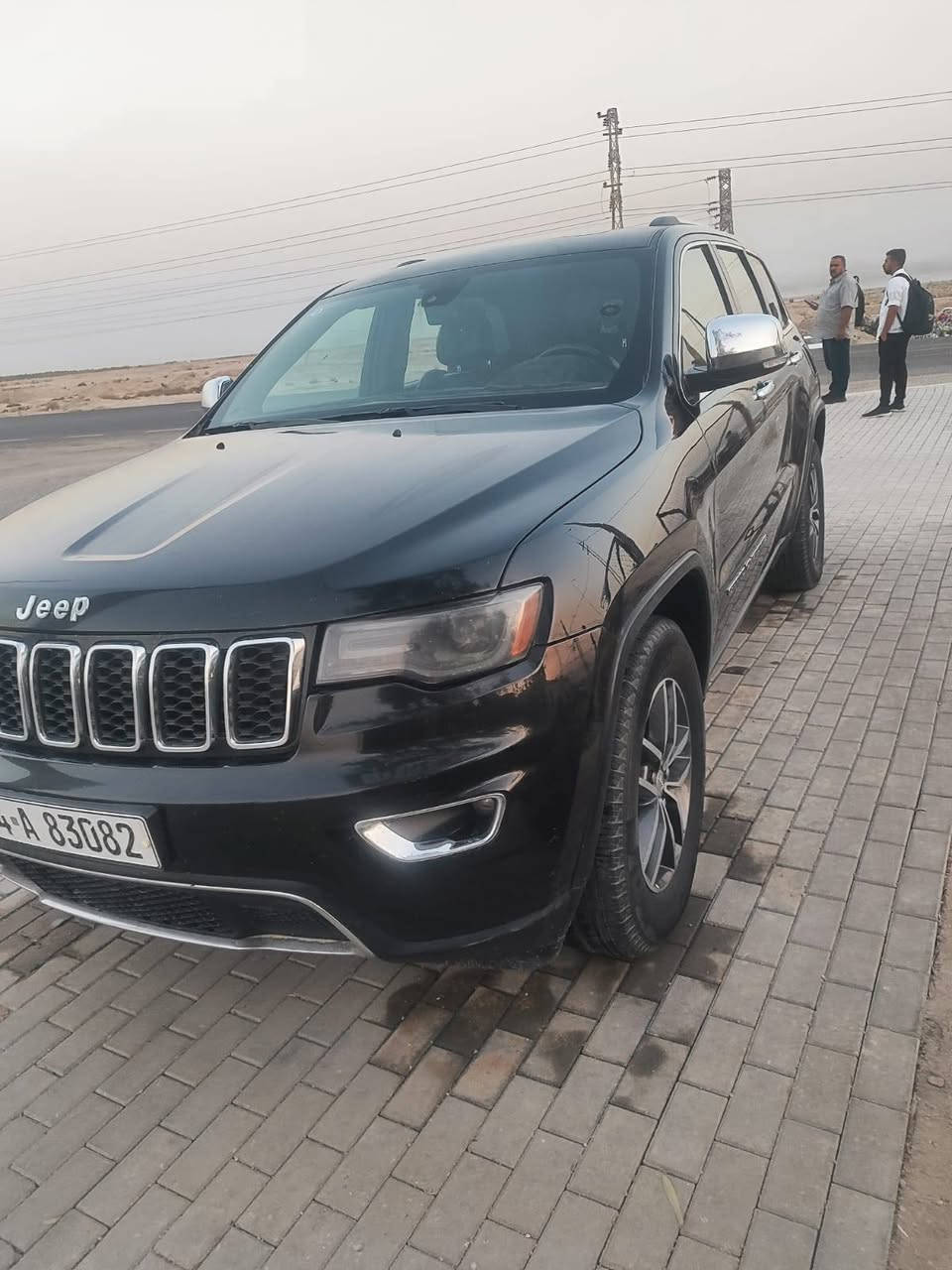 جيب شروكي 2017سياره نضيفه حلوه كلش ضربته دعاميه امامي أو طاك إرباك صدر فقط صبغ بنيد اثر زلوق مكاني بصره مدينه ‏‪0781 581 3341‬‏ سعر 190بيه مجال وارد امريكي
