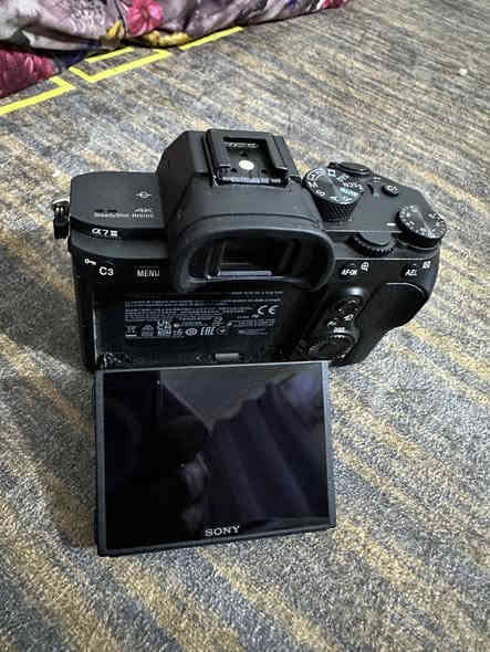 للبيع كامره سوني a7iii
السعر مليون و٣٠٠
***********
