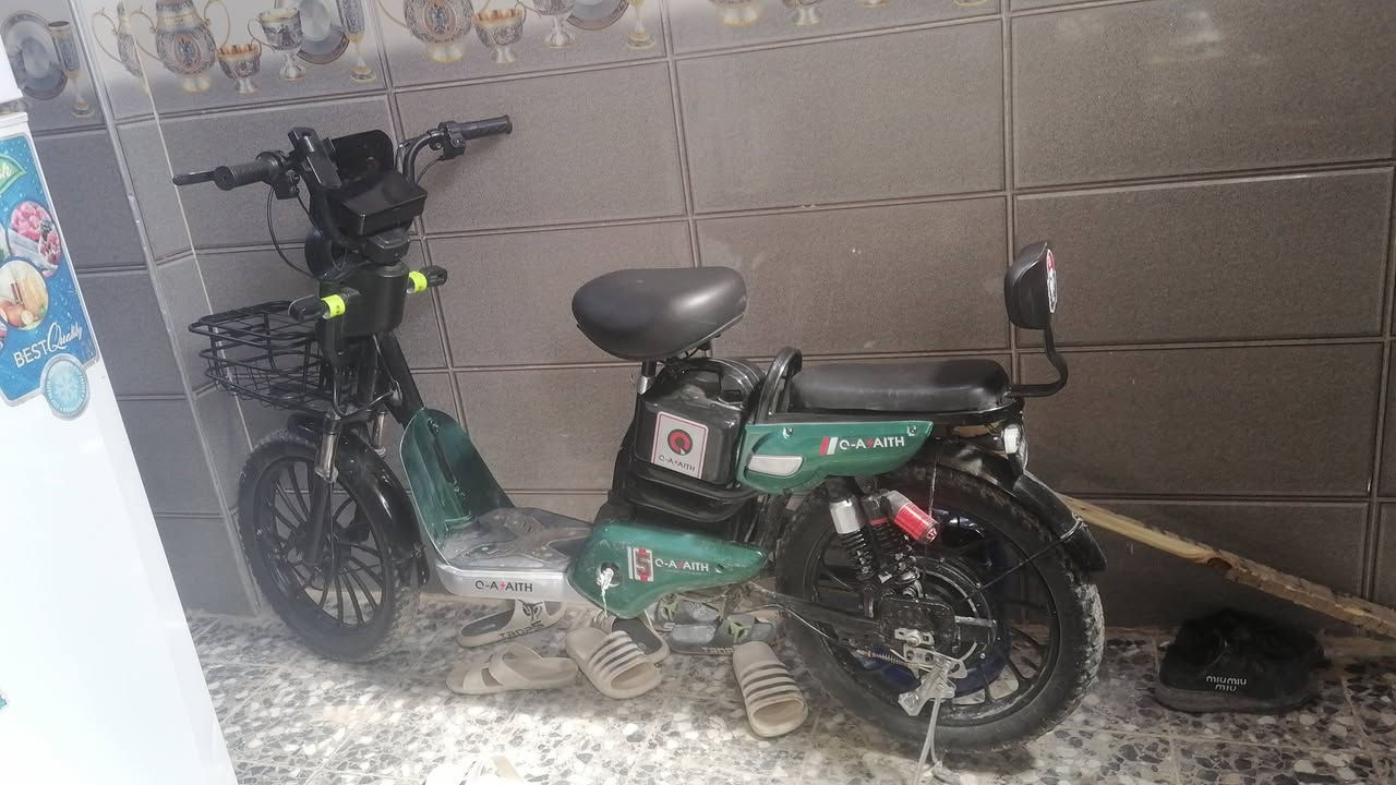 السلام عليكم دراجه شحن او بايسكل نضام ام بي ثري وجهاز إنذار دراجه استعمال شهر كامل موصفاتها صارت علينه بالاقصاد ب800 انطينه مقدمه 100وهسه ستحقت50مال شهر الي ياخذها بالقصاد نفس سعرها اذا نقدي احسبها 650


**إذا كنت صاحب هذا الإعلان وتريد حذفه لأي سبب، رجاءا أرسل رسالة إلى الدعم الفني**