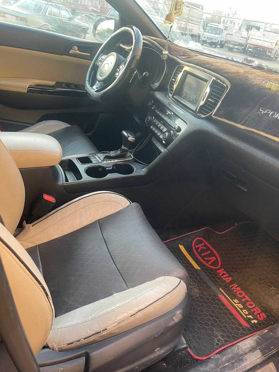 سلام عليكم سبورتج موديل 18 امريكي بيها بنيد وجاملغ امامي بسمي بغداد الاعظميه مراوس بجيب شعندك نزل مراوس ***********
