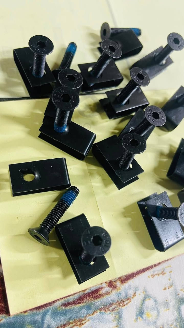 سلام عليكم يوجد صيانه موقعيه الاجهزه الجري قوايش وخشب كرتات عندك صيانه ماعليك بس اتصل ونحل مشكلتك اسعار تنافسيه مناسب ضمان الجوده ولعمل ‏‪***********‬‏
