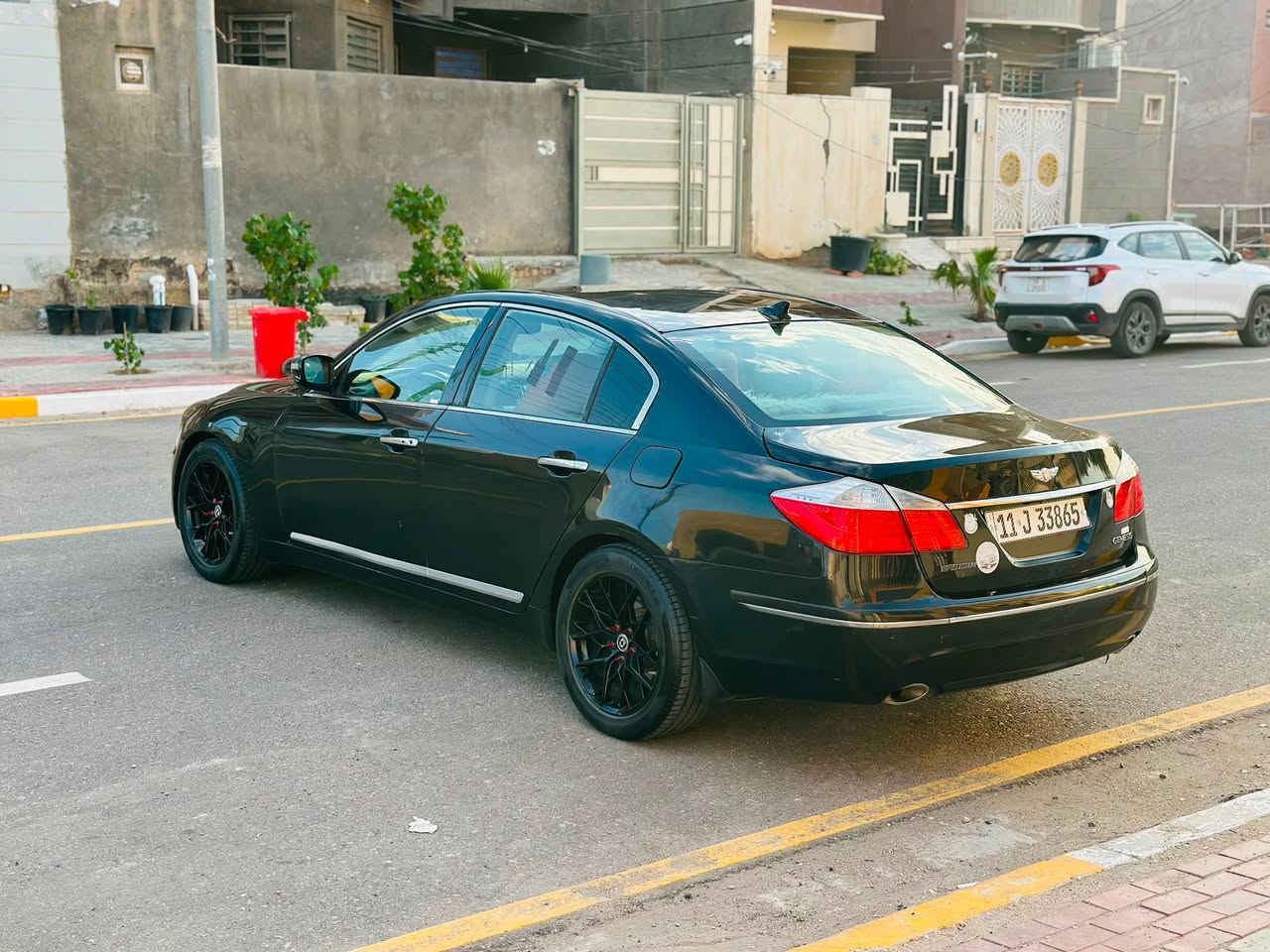 للبيع جنسيز مديل 2010 وراد امريكي حادث جاملغ امامي فقط بدون دواخل
صبغ احزام جماليه 
كير محرك حداديه تبريد كله شغال وجديد ادامه كامله 
رقم بغداد انكليزي مشروع وطني سنويه لل 30 
تخم تاير جديد ويل رياضي 
سياره فول موصفات 1/1  Vip
محرك 6 سلندر 
السعر 78 قفل 
الاستفسار  ***********
مكان سياره كربلاء المقدسه
