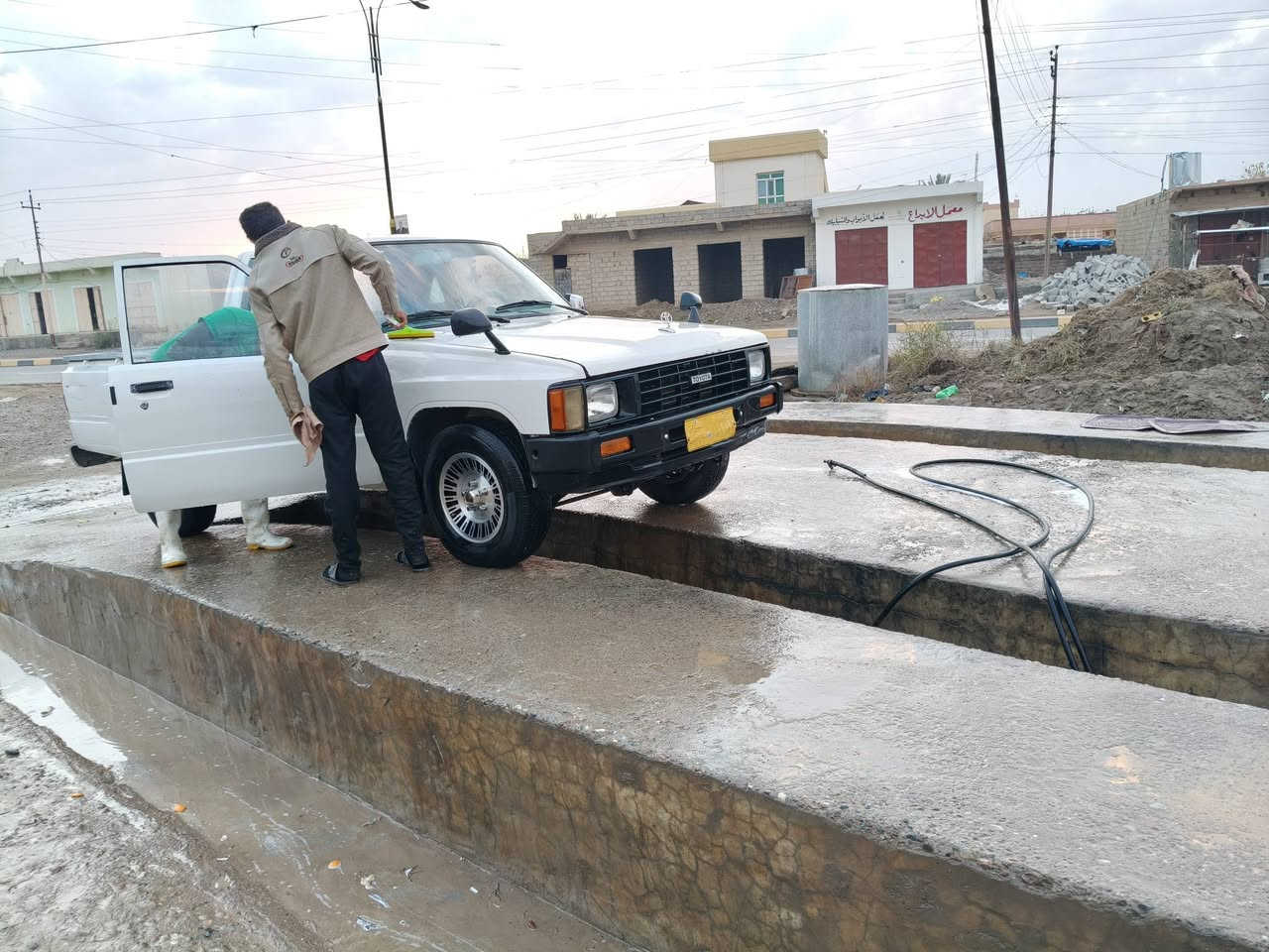 سلام عليكم بكم 85اللبيع شرط من دعاميه اللدعاميه واحله من صوره وماتصرف عليهه ربع شرط محرك وكير5 واكسن وشاصي تبريدوتدفئه وهندبريك شقال وجداحه وكهربائياتهه ورقم انكليزي مكلف بل نشر/***********/***********
