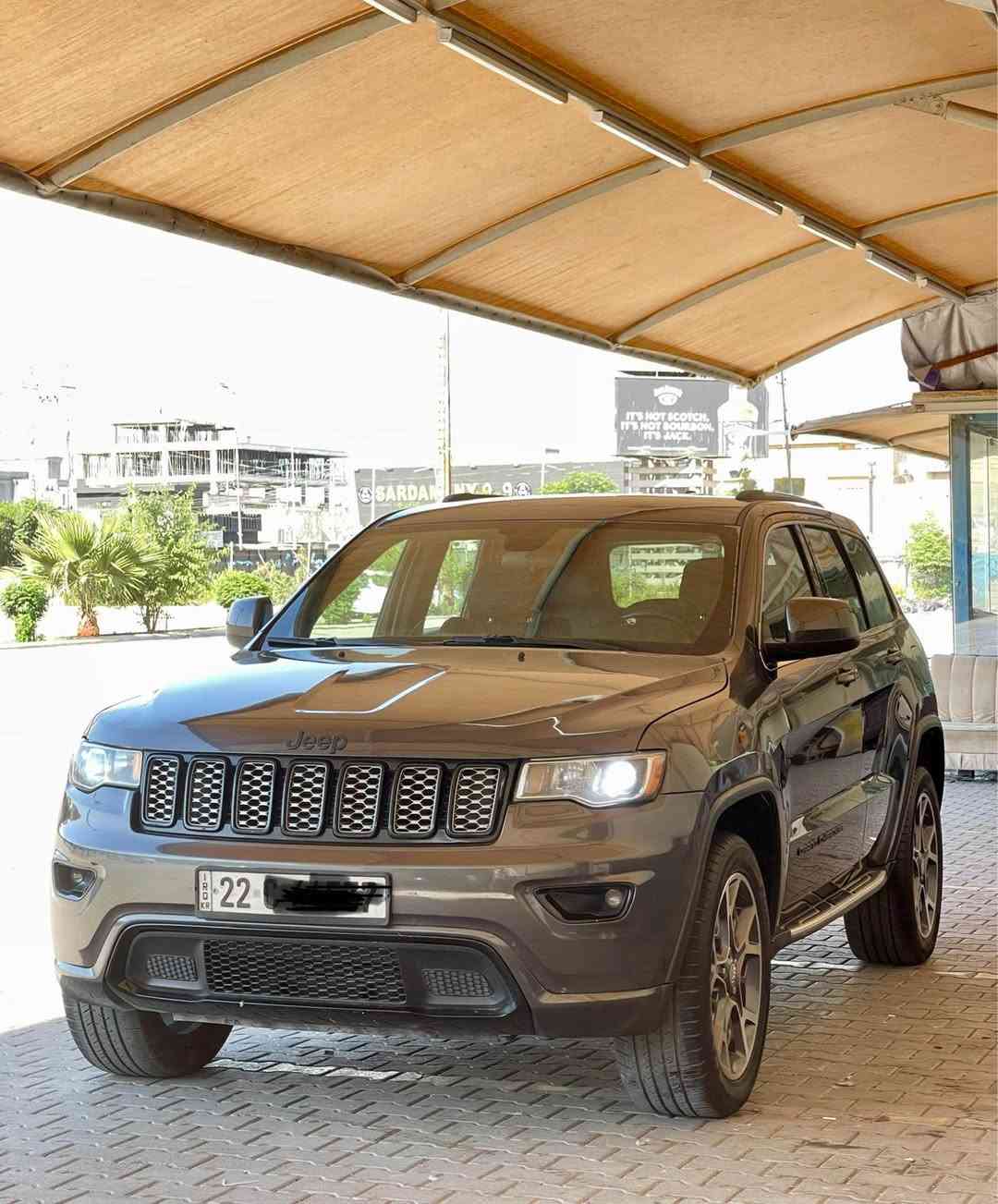 جيب لاريدو موديل ٢٠١٩ مواصفات لاريدو و ده بل اكسل ١ پارچه سبوغ ٢ ده رگاى بيلاد گوراوه پيش و پشت كه پس ١٠٤ هه زار مايل رويشتوه گير و مه كينه و هه موو شتيكى به شه رته
*********** أربيل, العراق
