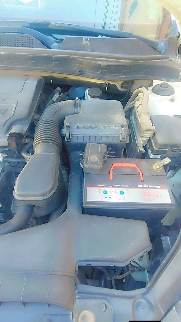 السلام عليكم اوبتما ٢٠١١ للبيع مواصفات السياره خليجي وارد كوري شاشه اعطال وترحيب بالدشبول
فتحه بانوراما
حساس وكامره اصلي
تحكم استيرن فول
مري شفط
ويل ١٨
وضعيه ايكو وتحكم شفت استيرن
لايت لد امامي وخلفي
محرك ٢٠٠٠دوش يعني انسه شي اسمه دوانز 
تبريد قطعتين السياره مكفوله ماعدى الباب خلف السايق وقطعتين كلير تطبيق لون بدون معجون
رقم سليمانيه جديد وسنويه لحد ٢٩ بأسمي  للزياده العنوان بغداد السيديه رقم الهاتف *********** محمد الجبوري  سعر خاص ما يعجبك لا تحجي حجي ماله داعي تحياتي الكم #الجيمع
