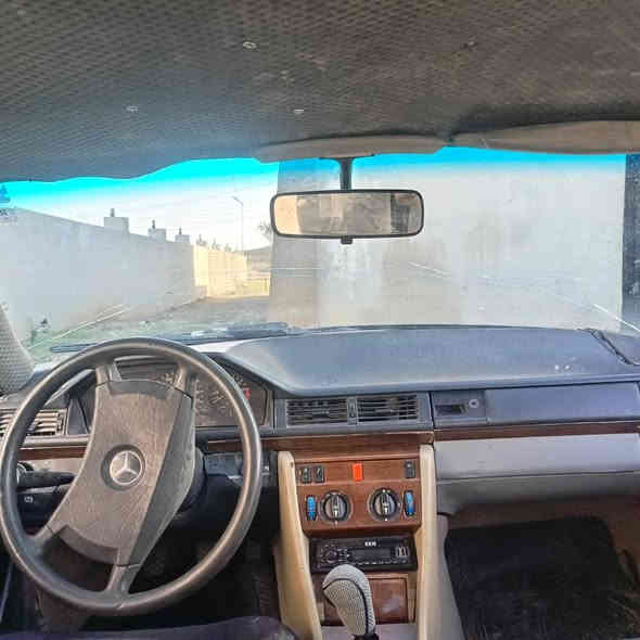 للبيع او مراوس 
مارسدس دب
كير ومحرك خير من الله
تايرات جدد كهربائيات كلها شغالة
السيارة مو مسجل
السعر 22
***********
***********
