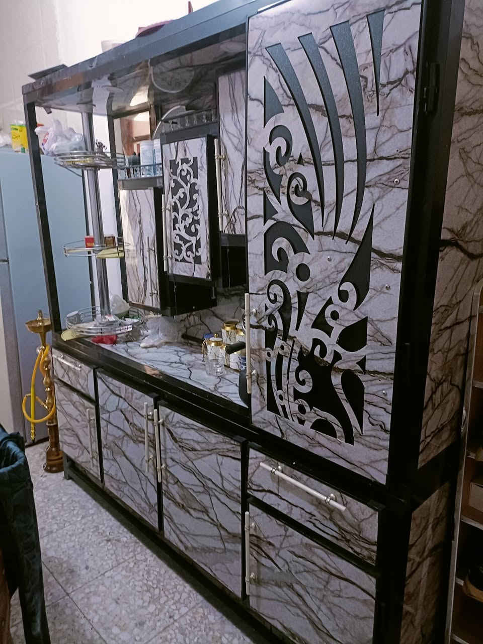 السلام عليكم لل بيع اثاث بيت كله نضيف مكاني البلديات
رقمي *********** كلمن وسعره
