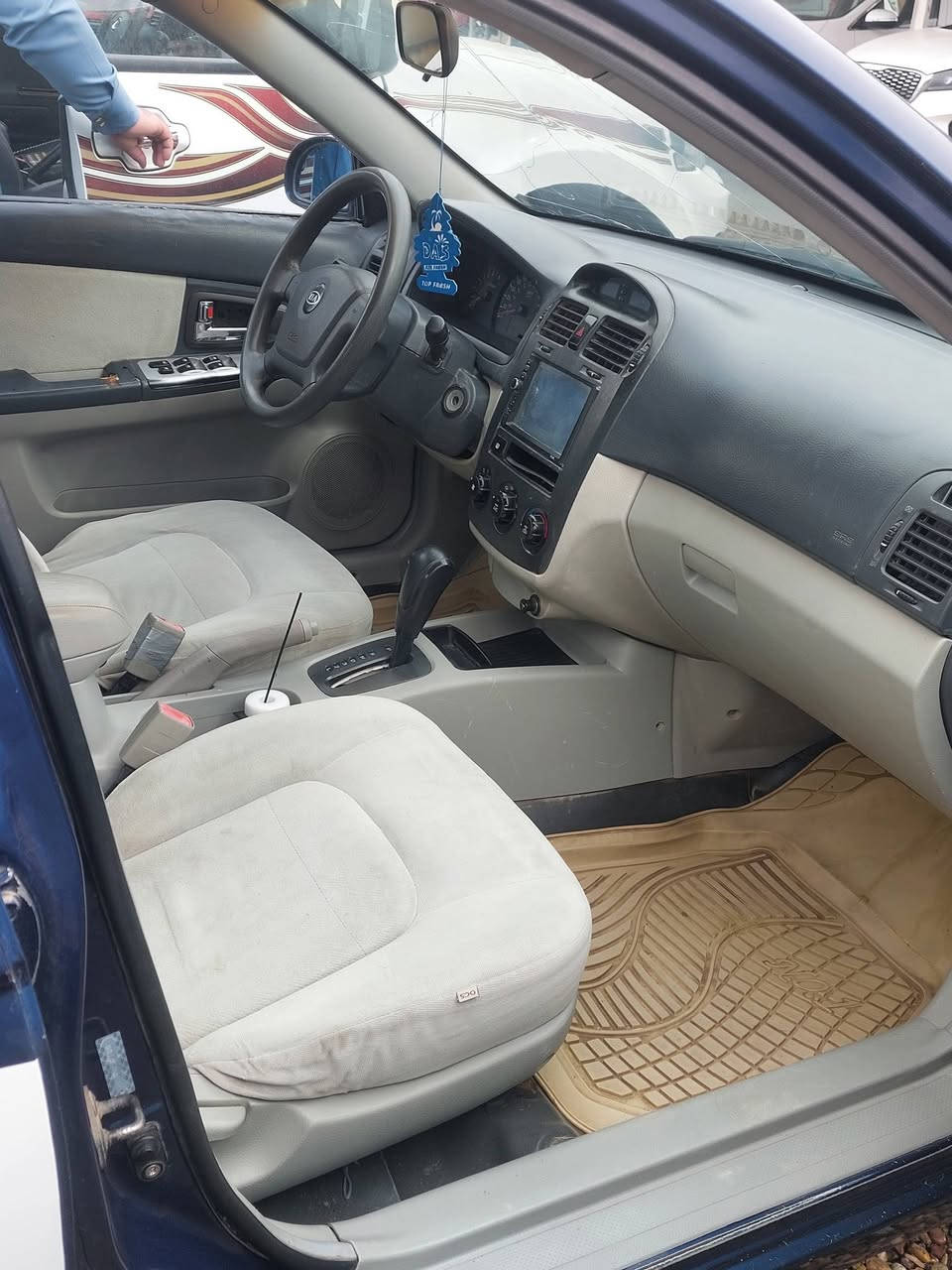 سبكتره ٢٠٠٥ بيه جاملغ مكينه ٢٠٠٠دوش سياره جاهزه وحلوه مكان ذي قار الرفاعي لاتصال ***********
