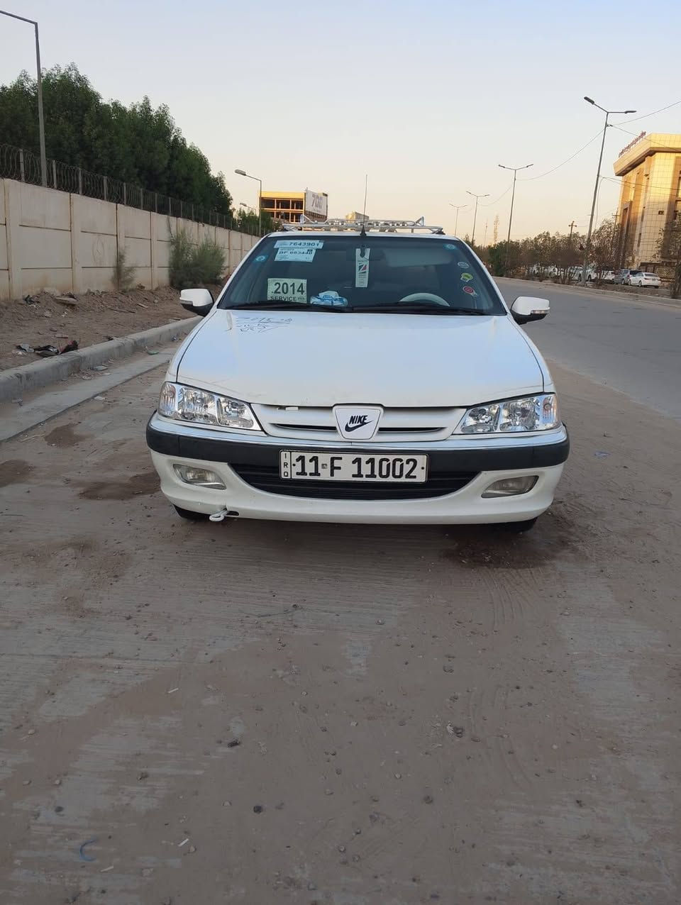 سلا م عليكم للبيع بيجو بارص مويل 2014 رقم بغداد رقم مميز رقم انجليزي باسمي سنويه جديده 2030 سياره جاهزه من كل شيء ماكينه جديده حداديه جديده كهربائيات كلها شغاله منظومه جنون تخم تاير ابو الخط سياره اي شيء ما ناقصه وبالعافيه اللي يشتري العنوان في بابل الرقم ***********
