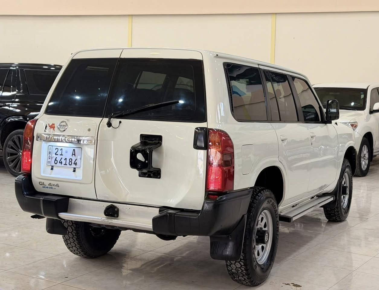 پاترول ٢٠٠٥GL
رقم سليمانيه رقم جديد حاتا ٢٠٣١
سيارة كولشي نفس شريك 
كير محرك بشرط
سيارة مابي ضرب 
سعر ١٣٥$بي مجال مكان كلار
***********
