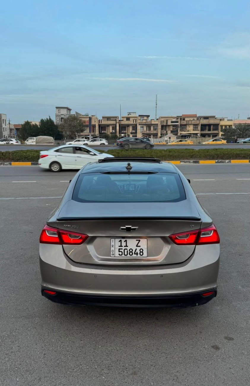 للمراوس : بماليبو موديل اقل او سيارة حسب القناعة 

ماليبو موديل ٢٤ ماشية ١٤ الف ميل بعدها جديدة ضررها خفيف جداً صبغ ٣ قطع فقط ،، بجم كبس رقم بغداد / مكانها حي الاعلام ***********
بيها رصعات بالقمارة تروح بارد شرط .. والگير اجه مفتوح من امريكا بس مكفول سعرها : 133 ورقة 

مواصفاتها : بانوراما // قيادة ذاتية // تحديد مسار // توقف ذاتي // تنبيه حوادث داتا شو // تبريد قطعتين // تدفئة كشنات // سايد بريك بصمة // حساسات خلفية // لايت عالي اوتو بغداد, العراق
