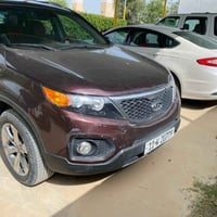 سورنتو 2012 محرك 2400 وارد امريكي  سبعة راكب  كاملة بدون نقص سعرها 127...