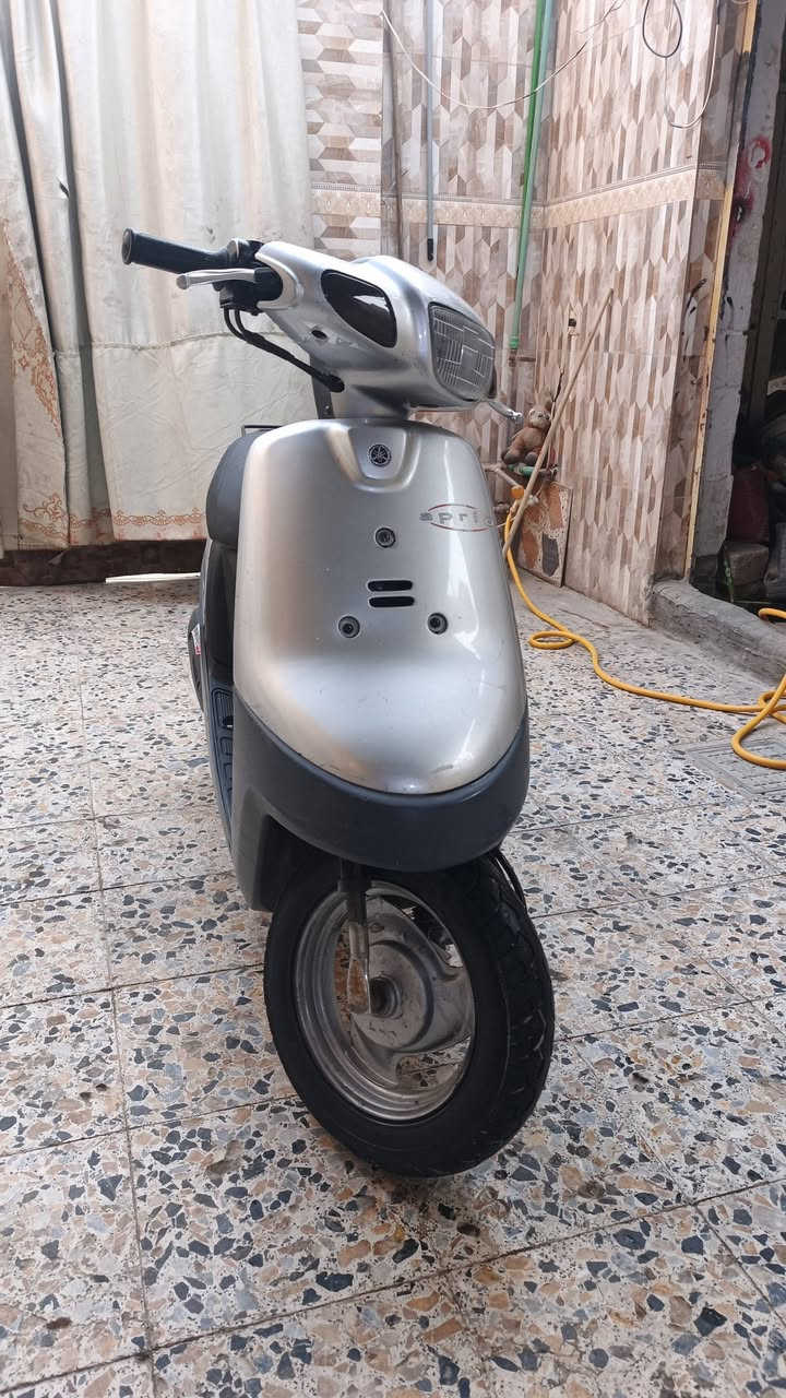 سلام عليكم شباب دراجه البيع بتره الدراجه جاهزه علا اخر حبايه ما بيها يي نقص الدراجه مال جناي  السعر 500 وبيها مجال اتصل عل رقم ما متواجد عل فيس  ناصريه مركز ***********
