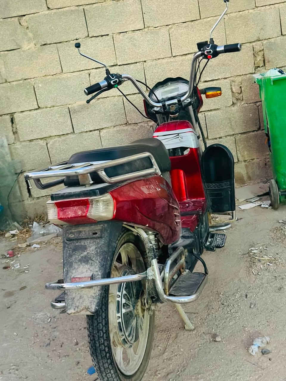 سلام عليكم ماطور شحن للبيع باترته نضيفه بعدها مصار شهرين من شادها سعر 300 وبي مجال ***********
غير متواجد عل فيس
