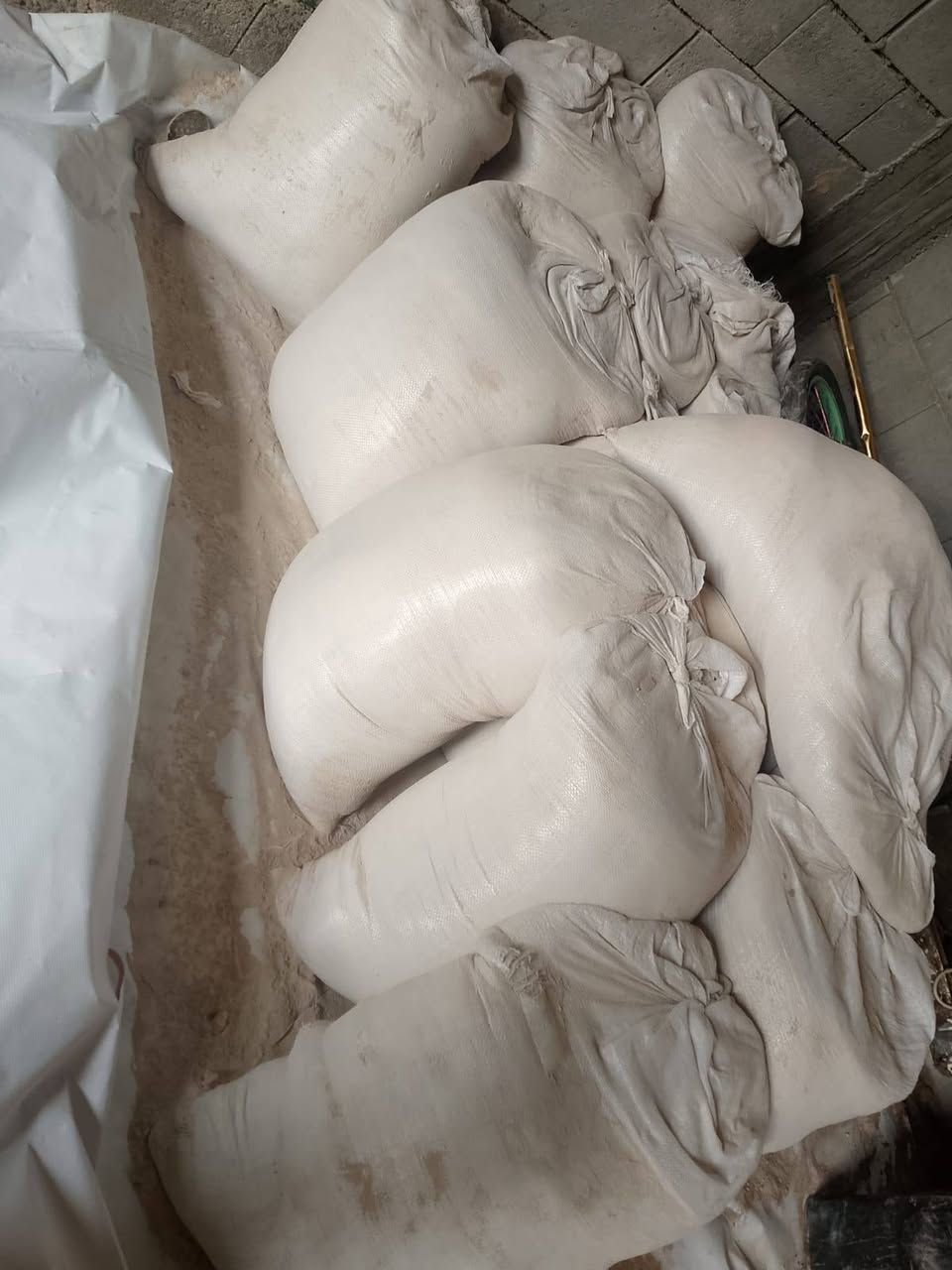 سلام عليكم عندي جص للبيع السعر3  مكاني رمادي حصيبه الشرقيه عدد15 كونيه


**إذا كنت صاحب هذا الإعلان وتريد حذفه لأي سبب، رجاءا أرسل رسالة إلى الدعم الفني**