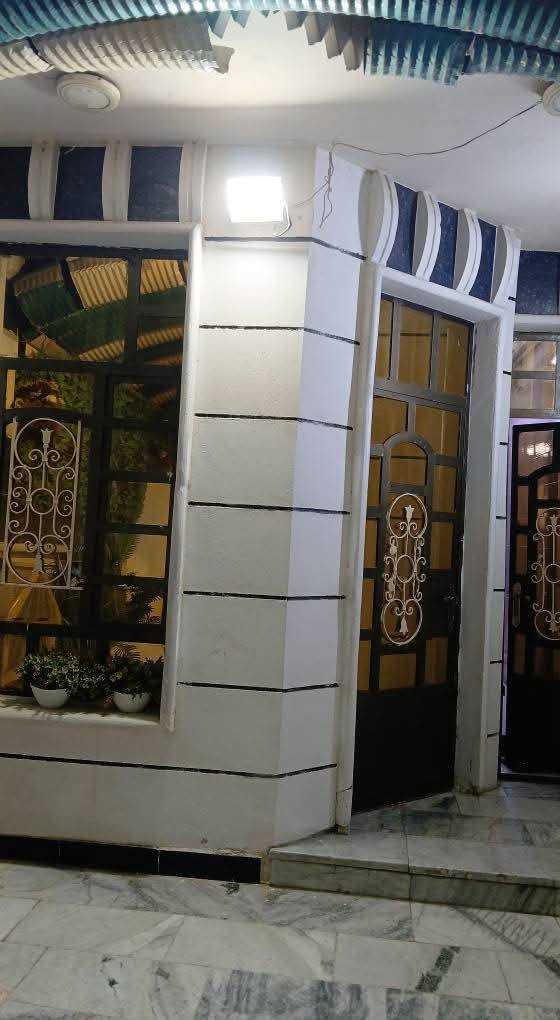 مشتمل للبيع حي اور قريب حسينية المصطفى لاستفسار الاتصال بالرقم ***********مكتب المنتظر للعقار السعر ب١٩٠ وبية مجال قليل ٨٠ متر
