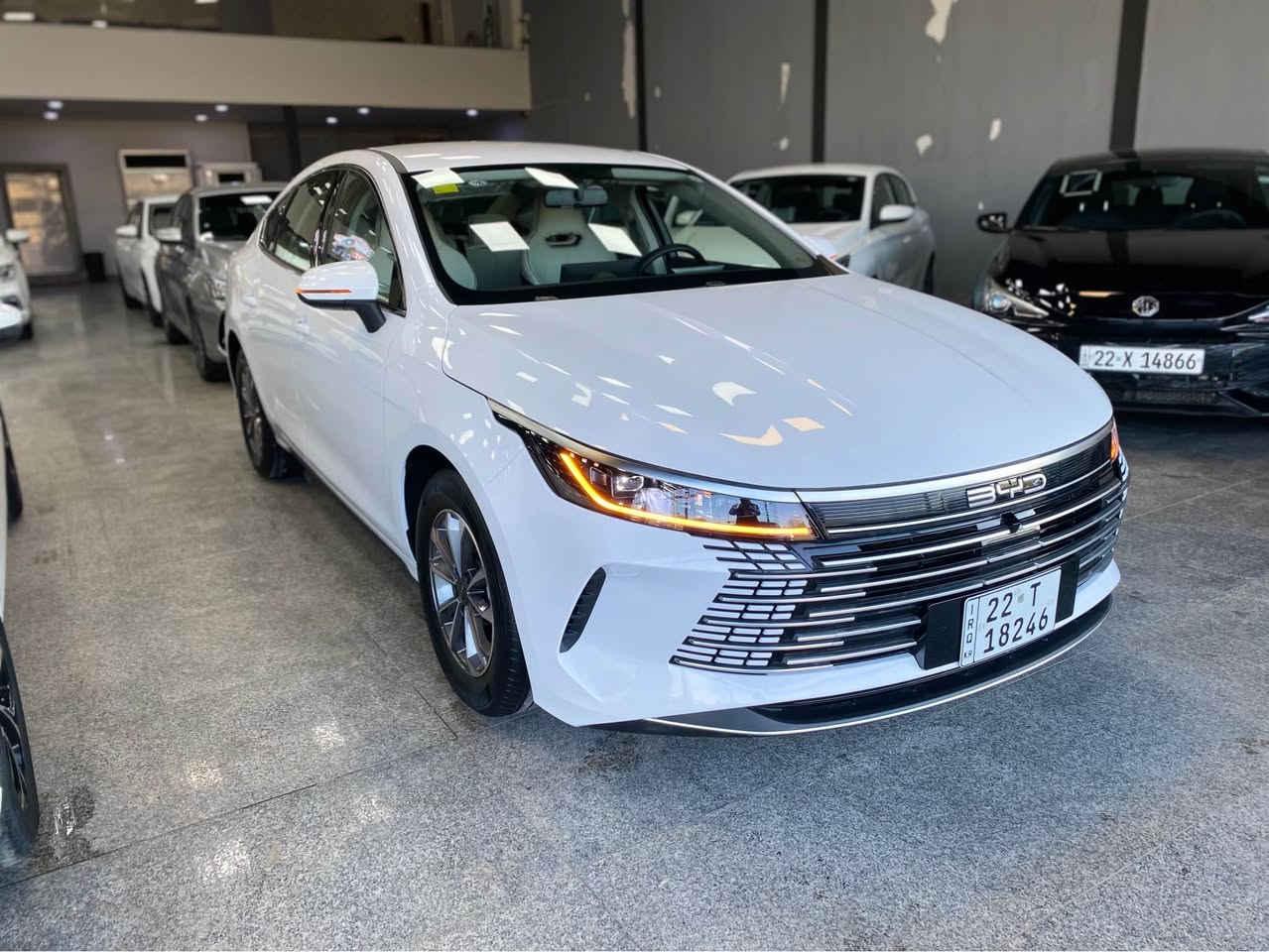 BYD DESTROYER 05 2025.   
مواصفات.کارەبایی و بەنزین و هایبريد.
شاشە تێسلا.بصمة شاشةوكاميرا ویل کەپ.
تحديد سورعه.پشت و پێش لید ڤۆلیۆم
 كامل ئەشیای لەگەڵە. 10هەزار ڕۆیشتووە.
 سعر 122ورقە  مۆبایل  ***********
  مکان أربيل . معرض تۆپ کارس أربيل, العراق
