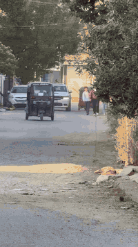 السلام عليكم دار للبيع نضام بنايه اربع شوارع الفرع الي مقابيل مطعم الحامد موقع حلو صالح للاستثمار والسكن المساحه 100متر مربع 10X10 مجاور مكتب سنتر الأربع شوارع البيت بي تئسيس ماء مجاري كهرباء نقص أبواب شبابيك بياض كاشي فقط بالنسبه للموقع والعمل سعره جدا مناسب (***********)للاستفسار اكثر
