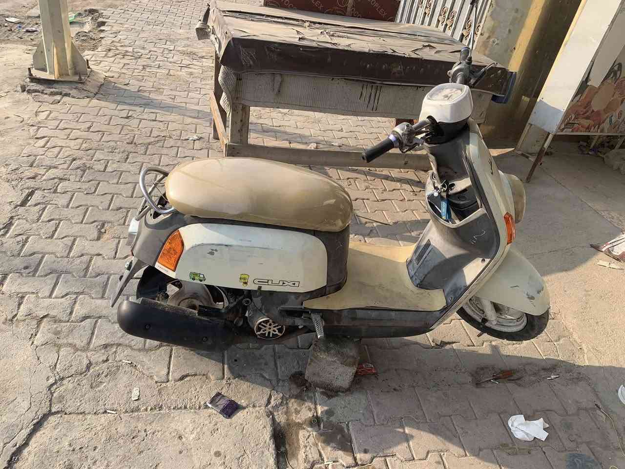 سلام عليكم 

داجة بوليس ١٢٠ دراجة خير من الله سلف ونهدر بكل وقت دراجة بلادية مامفتوح 
ملاحضة :
نواقصها ستاند وسط وحساس بريك لان يبقة مشتغل ويضعف لباتري قبق بكليات موجود جديد
السعر ٤٥٠ بغداد البياع رقم أو واتساب فقط ***********
