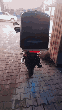 سلام عليكم بوكسر مديل ٢٣ دراجه كبل لشارع مرقم وكامل عنون بغداد الجديده شارع مسبحي دراجه بسمي حولك ثاني يوم *********** متوفر واتساب وتصال
