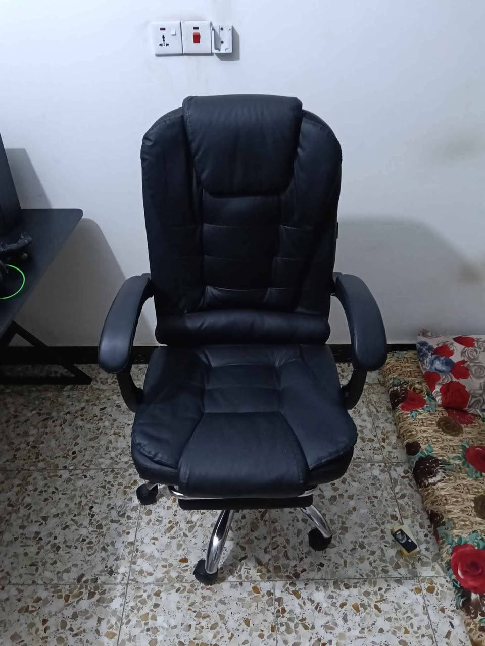 السلام عليكم سيت اب كامل للبيع سيت اب كامل للبيع اكسبوكس سيريس اكس شاشة جايم اون 2k 180hz 27inch يدات ثنين يو بي اس 1500 لاين انتراكتف ميز العاب وكرسي مكتبي للتواصل عن طريق المازنجر او واتساب *********** بيع جملة فقط بغداد, العراق
