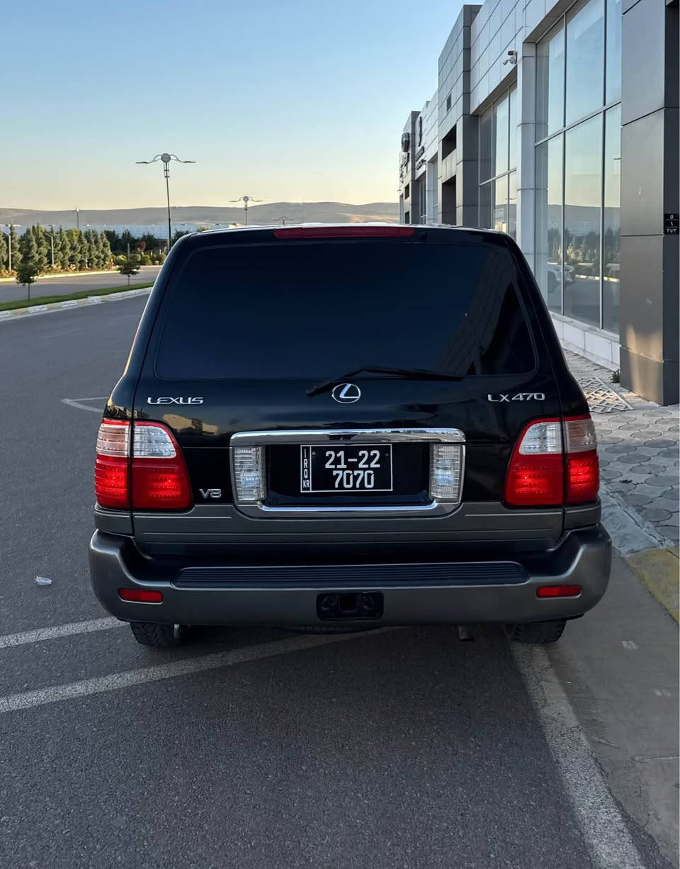 Lexus 2004 LX470 ساخ دوبەی داشبوڵ بەرز
سەیارەکە بە تازەیی و جوانی ماوەتەوە ۱٦٠ هەزار کیلۆمەتری حەقیقی ڕۆیشتووە هەموو گیانی ئیش ئەکات مەکینەو گێڕی نەکراوەتەوە بەشەرتی هەموو شتێک 
دەبڵ ئەکسل و دەبڵی هەواییەکانیشی بە شەرت کارەبایی و تەبرید و تەقەو ڕەقەی بەشەرت بە نیسبەت بۆیاخەوە شەش پارچەی پەمپی دووبەیە بە بێ دەعم و لێدراو سەیارەکە پێش و پشتی کەپسە مواصفاتی قەپات قەپات مواصفاتە  سڵایت داشبوڵ بەرز کامێرا شاشە ناڤیگەیشن کوشن هیتەر کوشن کارەبایی و میمۆری فۆڕمیکا تەبرید مەرکەزی بلوتوز و زۆر مواصفاتی تر ماوە باسی بکەم سەیارەکە کۆدی بۆ کراوەو مەزبووتە سعری فرۆشتنی ۱۲۲ گەڵاو مەجالێکی زۆر کەم شوێن سلێمانی *********** السليمانية, العراق
