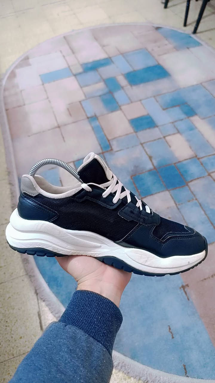 حذاء PEAK  🧞
قياس 40 ⚜️


**إذا كنت صاحب هذا الإعلان وتريد حذفه لأي سبب، رجاءا أرسل رسالة إلى الدعم الفني**