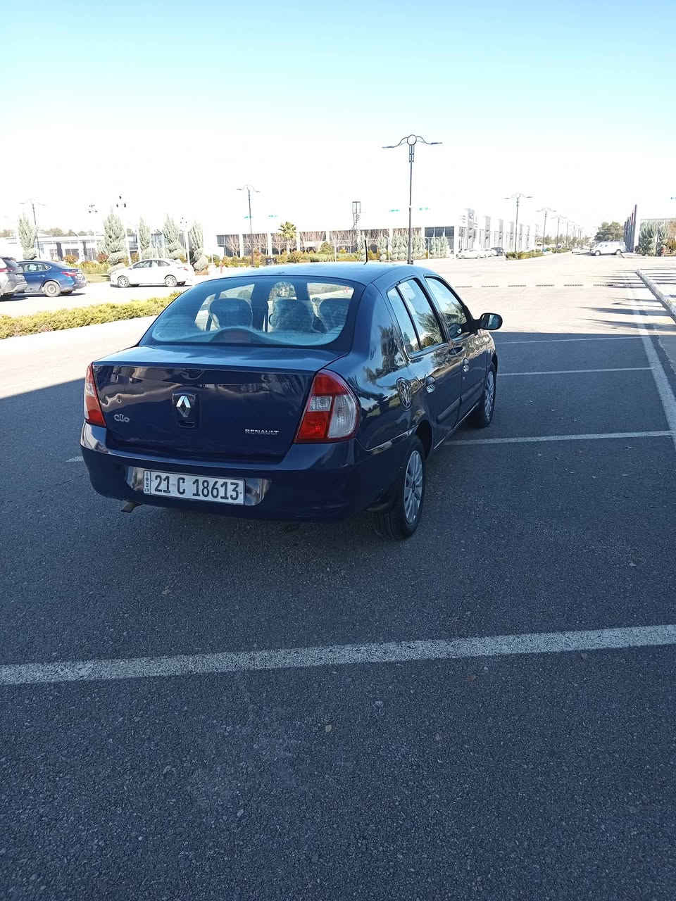 رينؤ بؤ فرؤشتن موديل 2007 تؤماتيك ته بريد كيرو مه كينه و ته بريد به شه رت 3 بارجه ي به مبه ده عموليدراوي نيه ره قه م سليماني سه نه وي تا زه يه تا 2029 ته حويل برا وه خرا مه به شه رت يه ك دينار مه سره في تيا نيه سعري 44$وه ره قه و معا مه له بؤ زا نيا ري به يوه ندي بكه به *********** السليمانية, العراق
