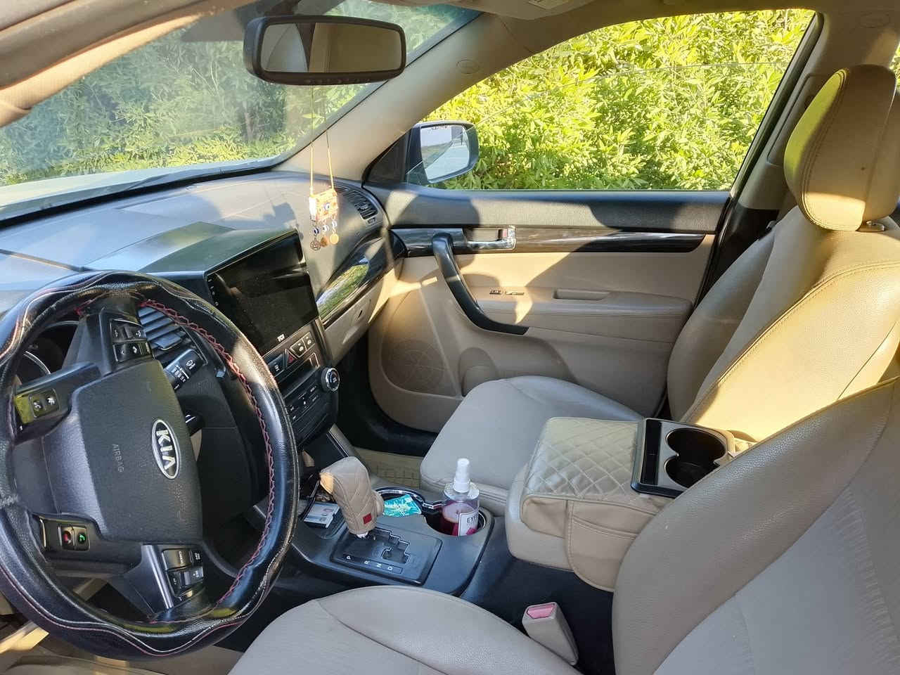 السلام عليكم .
كيا سورنتو موديل ٢٠١١ وارد امريكي رقم واسط مشروع وطني انكليزي باسمي سنويه لحد ٢٠٢٩ هزه جديده .
٧ راكب لون بيجي .
مكينه ٢٤٠٠ دوش فول مواصفات ما عدا الفتحه تشغيل بصمه البيبان بصمه تحكمات جهتين حساس خلفي كاميرا شاشه عملاقه اشاير بالمري فورويل نضام
البانزين الايكو الاقتصادي مانع انزلاق ويل كب كشنات كهربائيه داخل صاج هواي مواصفات بيها مكينه وكير خير من الله تبريد قطعتين ثلج تخم تاير جديد كهربائيات كلهه شغاله السياره ع وضع الشركه لا تچطيل ولا تحوير كله بلاد  دينار ما تصرف عليهه .
السعر 154و بيهه مجال قليل للشراي 
*********** ميسان العماره مركز المدينه .
