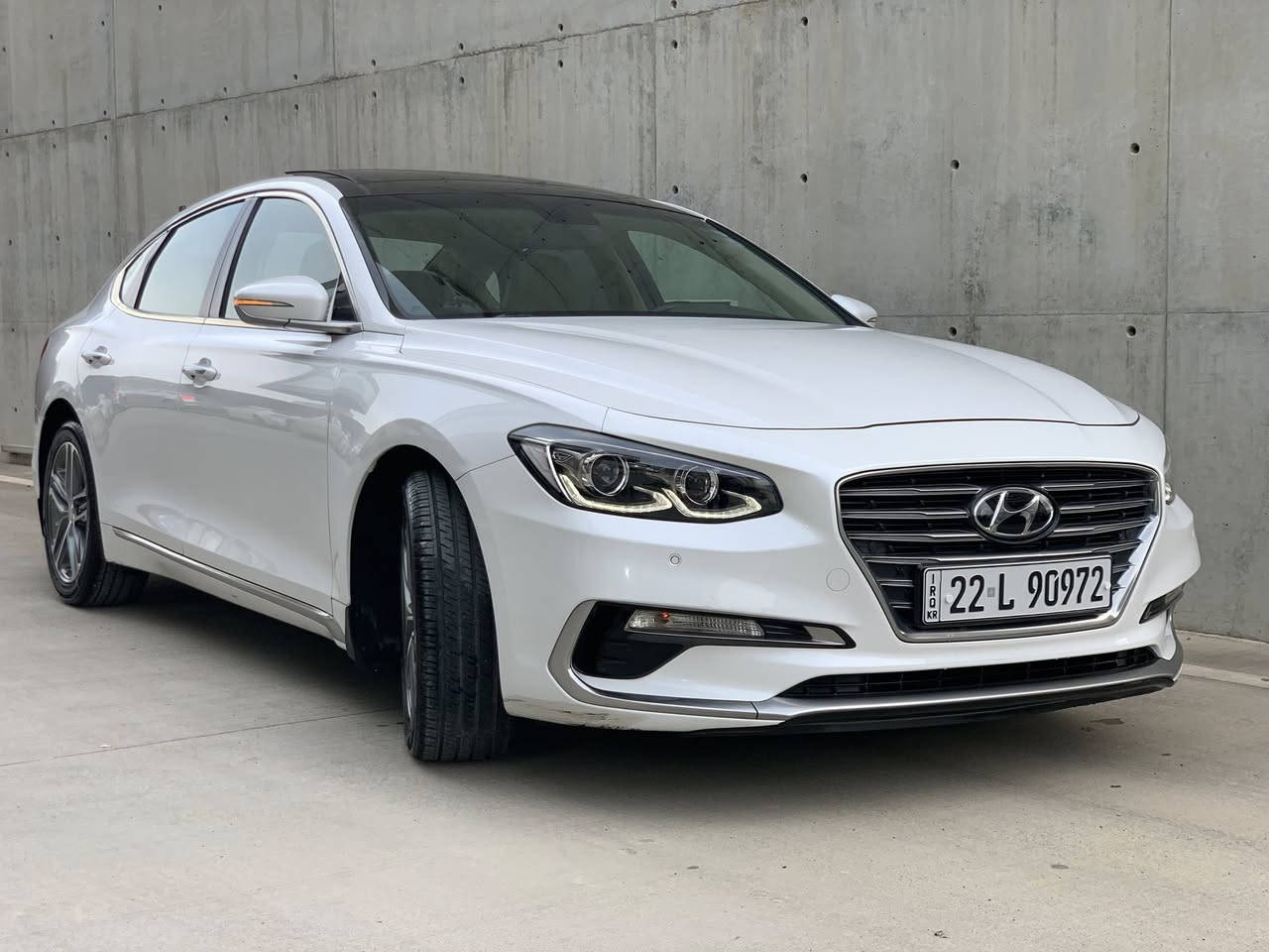 سلام عليكم
هيونداي ازيرا ٢٠١٨ ، خليجى صفر شريكة ،  بدون صبغ كفالة عامة ، ماشية (٤٨٠٠٠كم) حقيقى بشرت ، ٦ سلندر ، كامل مواصفات ، سنوية و رقم جديد بااسمنا ، سيارة باقية علة وضع شريكة ، مكان سليمانية سعر(٢٢٥$)  . 📞***********/***********
