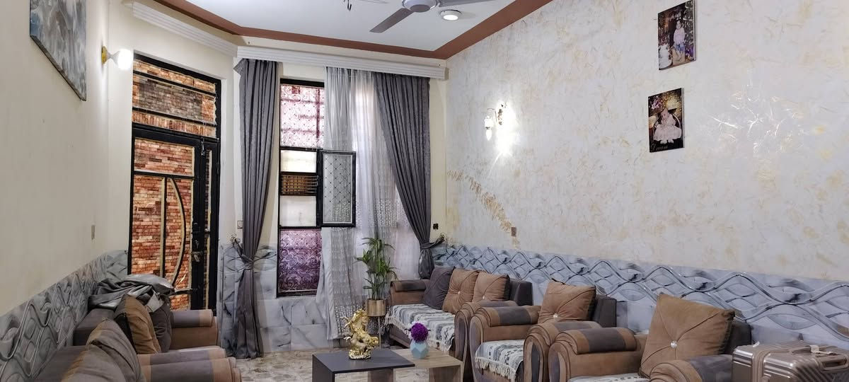 دار للبيع طابو صرف مساحه 150 م خامس بيت من شارع 80 بيت بناء حديث 3نوم و ستقبال و مطبخ و صحيات أرضية بورسلين السعر 210 و قابل للتفاوض عنوانه حي العسكري شارع 80 خلف سنتر عبودي
للاستفسار 
***********
***********
دار للبيع طابو صرف مساحه 150 م خامس بيت من شارع 80 بيت بناء حديث 3نوم و ستقبال و مطبخ و صحيات أرضية بورسلين السعر 210 و قابل للتفاوض عنوانه حي العسكري شارع 80 خلف سنتر عبودي
