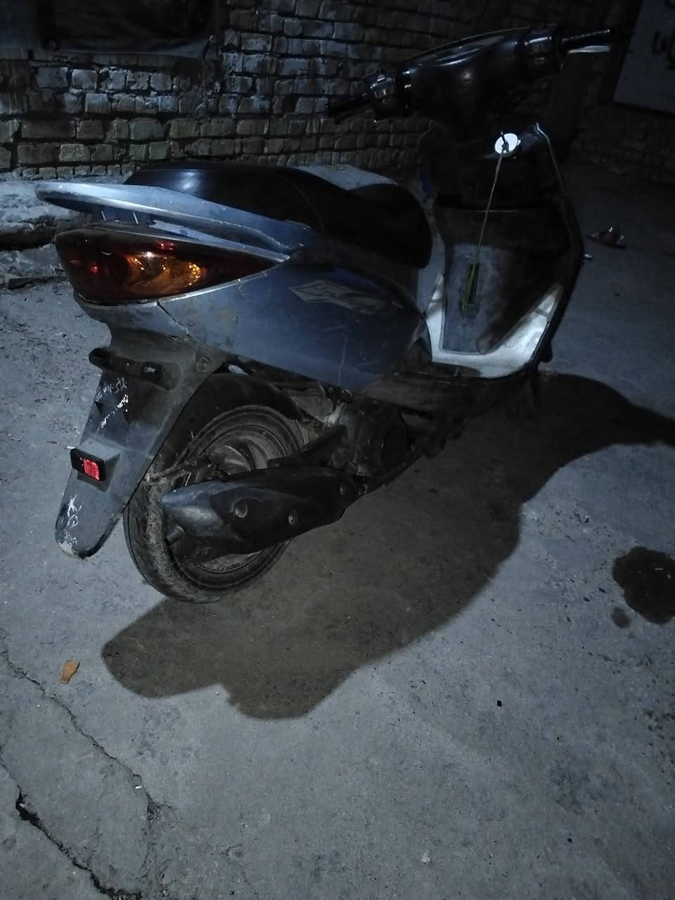 سلام عليكم شباب دراجه بريز البيع
شغاله سلف هندر الكهربايات كلها شغاله 
بيها نواقص بصيطه رقمي *********** خاص موجود
