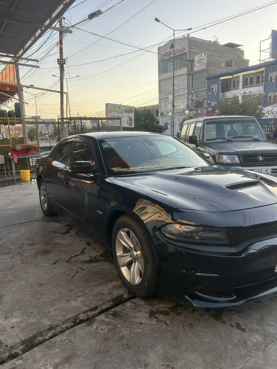 السلام عليكم اخوان جارجر موديل ٢٠١٥ سياره كير محرك صدر بل باكيت محرك ٣٦٠٠ تو ويل  سياره كلشي موظح بل فديو بيهة جاملغات صبغ اماميه وبل بيبان الاماميه اكو صبغ شاصي كفاله سياره مال جني سعر مال بيع بدون عمله قفل ١٥٠ ورقه وحخلي صوره الحادث ورقم شاصي
 ***********
