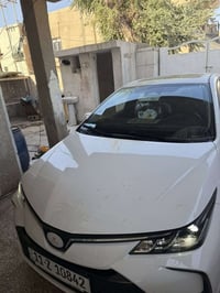 تويوتا كورولا  2025 شكل الخليجي رقم بغداد بسمي ماشيه 18 الف   كفاله عا...