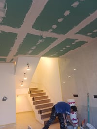 عمار الصباغ لصبغ جميع الاصباغ الحديثة الداخلية والخارجية للاستفسار 077...