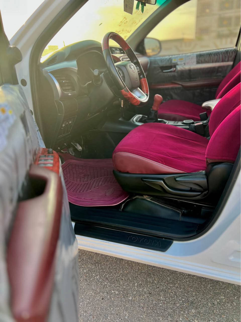 بيكم 2017 كير عادي الساير  رقم بصرة فول مواصفات تبريد خلفي وتابوت سياره باكيت كفاله عامه عدا شخط بالحوض صفحه السدر امبين بالصوره باقي كفاله عامه السعر 215 بيه مجال بسيط شراي يتصل *********** او *********** مكاني البصره قضاء المدينه Singapore
