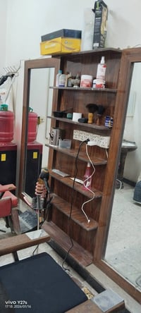 الحله حي نادر • فاترينه ٢٠٠ قفل • كراسي ٢