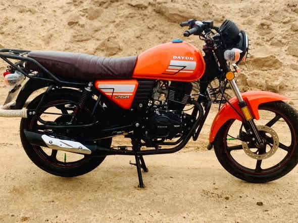 السلام عليكم دراجه للبيع دايون 22 محرك 150اوراق اصليه مكاني حيدريه السعر 1400وبيهه مجال ***********
