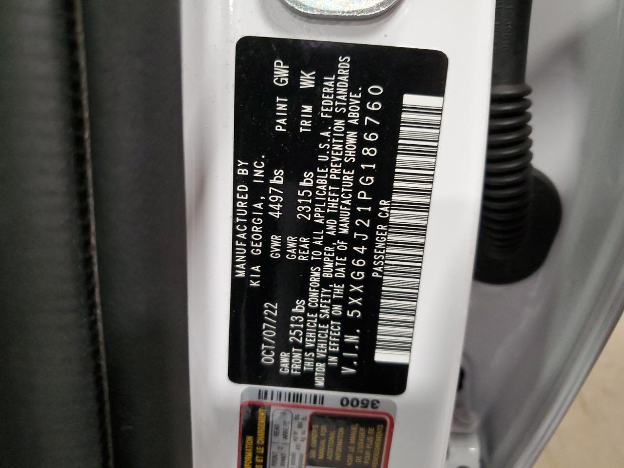 السلام عليكم
سياره K5 موديل 2023 
GT line
محرك 1600 تيربو
فول عدى الفتحه
رادارات حساسات امامي خلفي
الضرر موضح بالصور
حره بدون رقم تترقم اي محافضه 
السعر 165 وبيه مجال للشراي ***********
