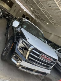 نحن اسره وكادر معرض المهره لتجاره السيارات الحديثه 🚙 نقدم لكم ارقى تحي...