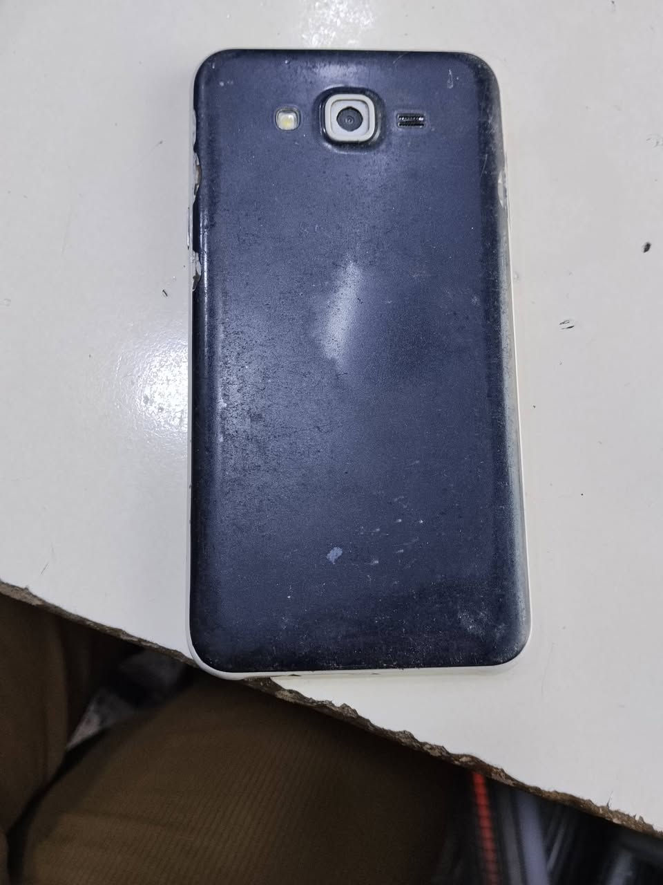 السلام عليكم ورحمه الله وبركاته موبايل للبيع كلشي ما بي شغال خطوط 2 سيم رام شغال كامل من كلشي للاستفسار الاتصال على الرقم *********** أو مراسلتي على الخاص
