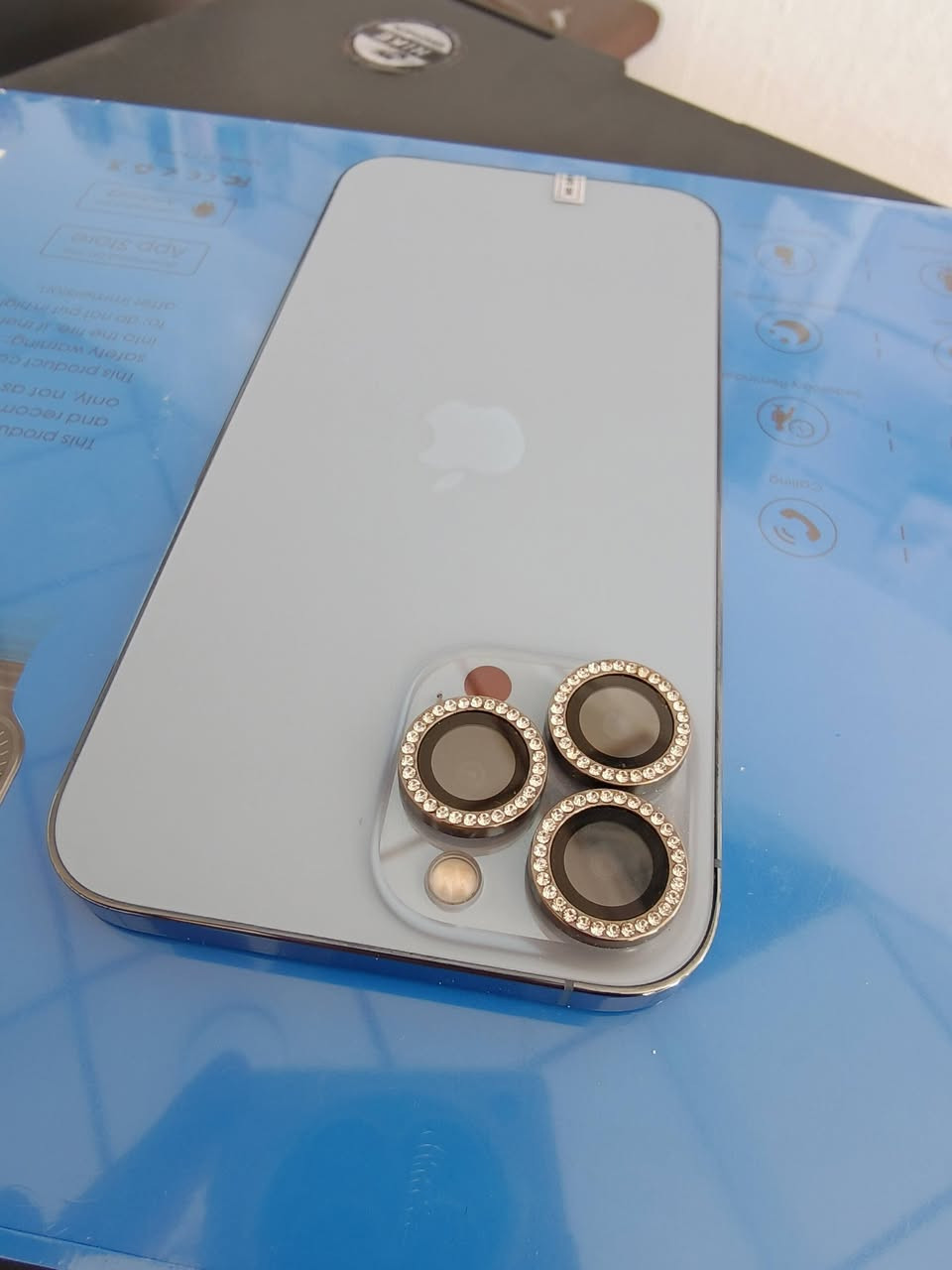 ايفون 13 برو ماكس ذاكرة 256 
بطارية 98 بلادي ممفتوح
 شرط الفحص فقط كاميرا يقره غير معروف
نظيف جدا ملحقاته شاحنه وسماعات 
سعرة 650 الف مجال قليل


**إذا كنت صاحب هذا الإعلان وتريد حذفه لأي سبب، رجاءا أرسل رسالة إلى الدعم الفني**