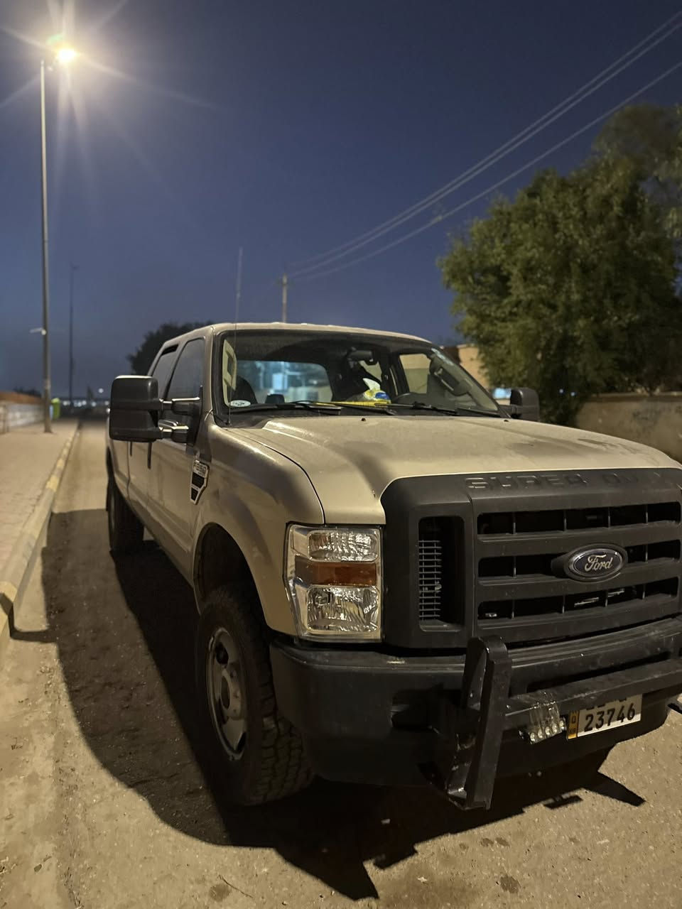 فورf350 2008 مكينه بانزين v10 مكفوله من الدعاميه للدعاميه كلها ع بلاد وكله شغال سياره ماشيه ١٠٠ الف بس رقم أربيل هزه جديده للبيع 
***********
