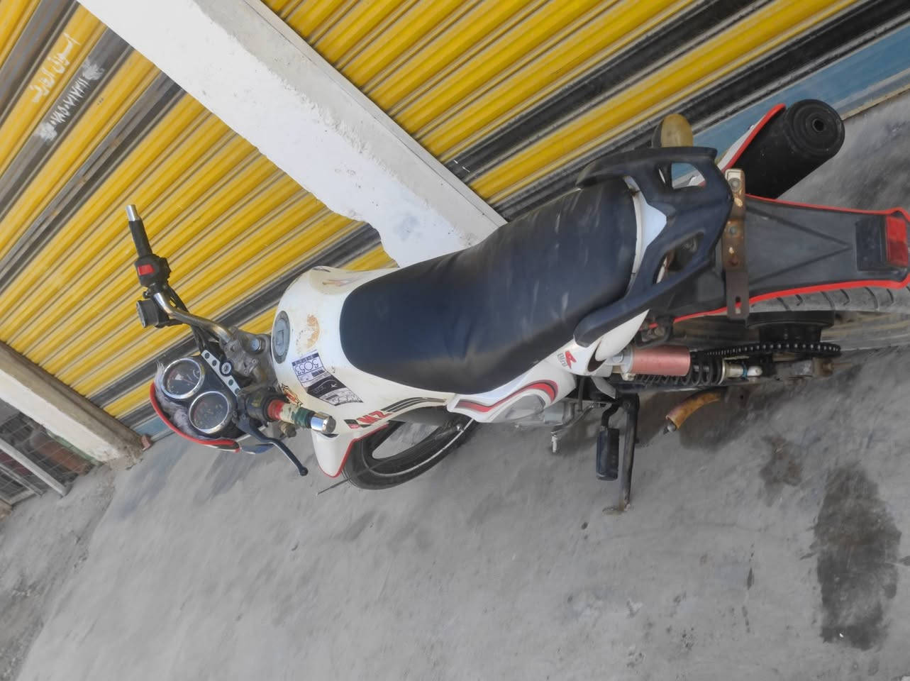 السلام عليكم سنكي 2015
محرك 150حلو نضيف سعره 450وبي مجال للطيبين
الاتصال ***********
