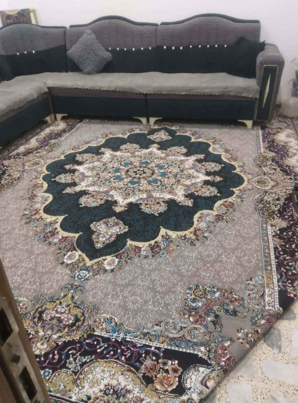 🔥دار للإيجار في هيما ستي بناء حديث 🔥

🔴مساحة 100 متر 

🟣مكون من طابقين 

🟤ط الاول مطبخ هول استقبال غرفة نوم صحيات ومناور 

⚫️ط الثاني غرفة نوم وهول وصحيات وبيتونا وسطح 

🔶ملاحظة ايجار الدار بدون اثاث 

🔵للاستفسار مراجعة المكتب او الاتصال على الأرقام 👇

#عروضات_مكتب_النبأ_السعيد_للعقار

☎️📞***********
☎️📞***********
