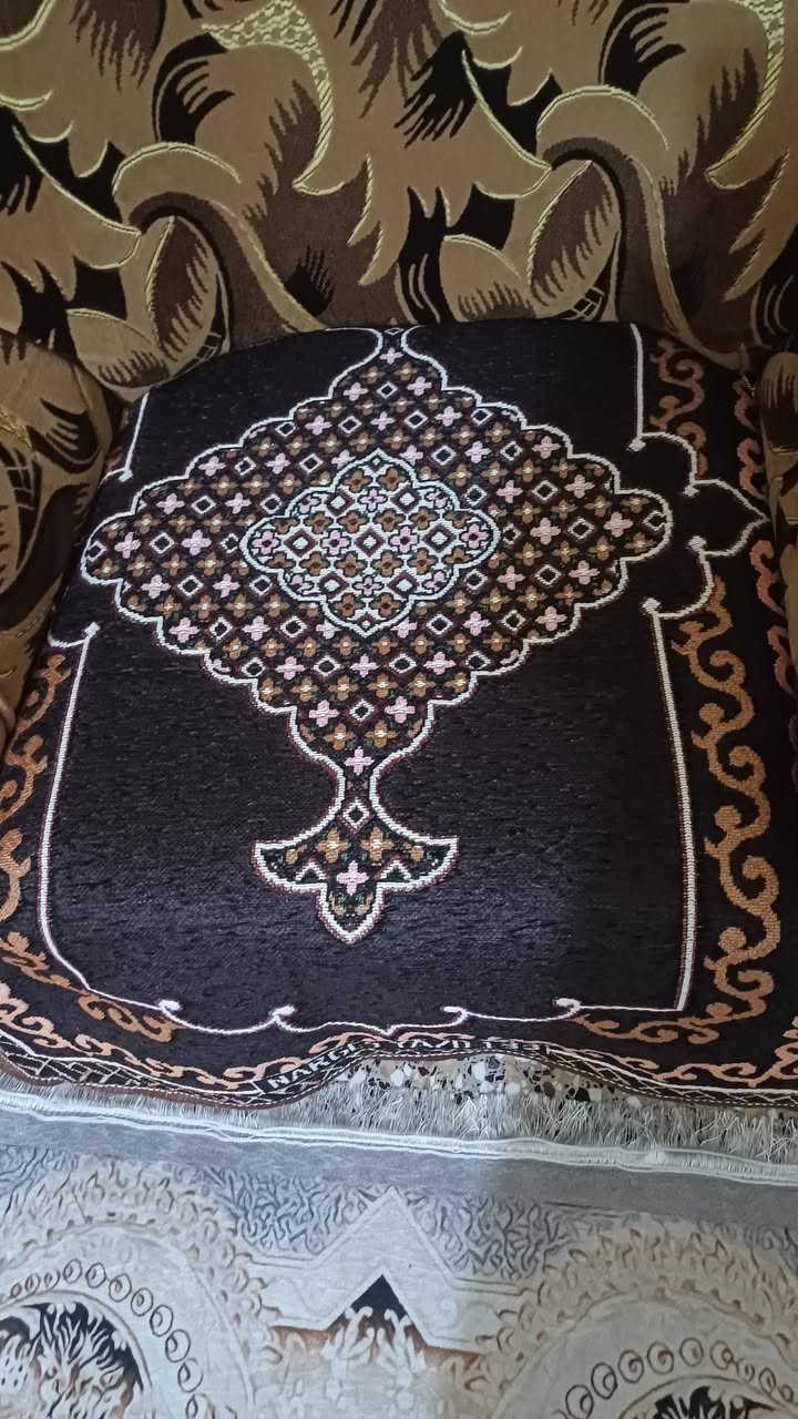 مفرش تخم او ديوان ١٠ مقاعد ٢كبار و٤زغار مقدف شانيل ايراني السعر ٢٠ الف وتوصيل مجاني داخل الكوت فقط لون جوزي طوخ


**إذا كنت صاحب هذا الإعلان وتريد حذفه لأي سبب، رجاءا أرسل رسالة إلى الدعم الفني**